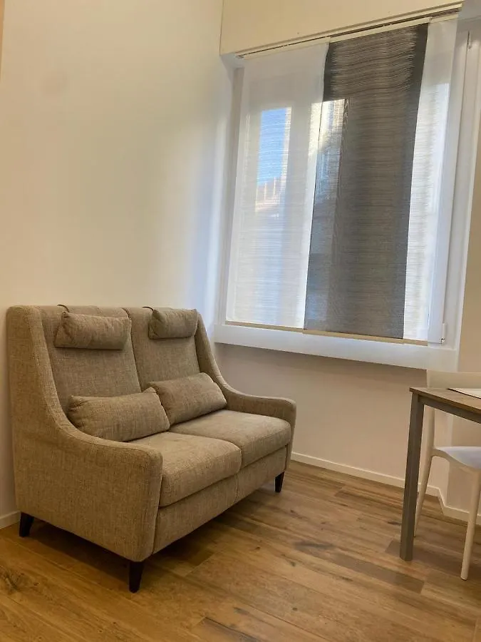 Isola Studio Apartment Milan Italy