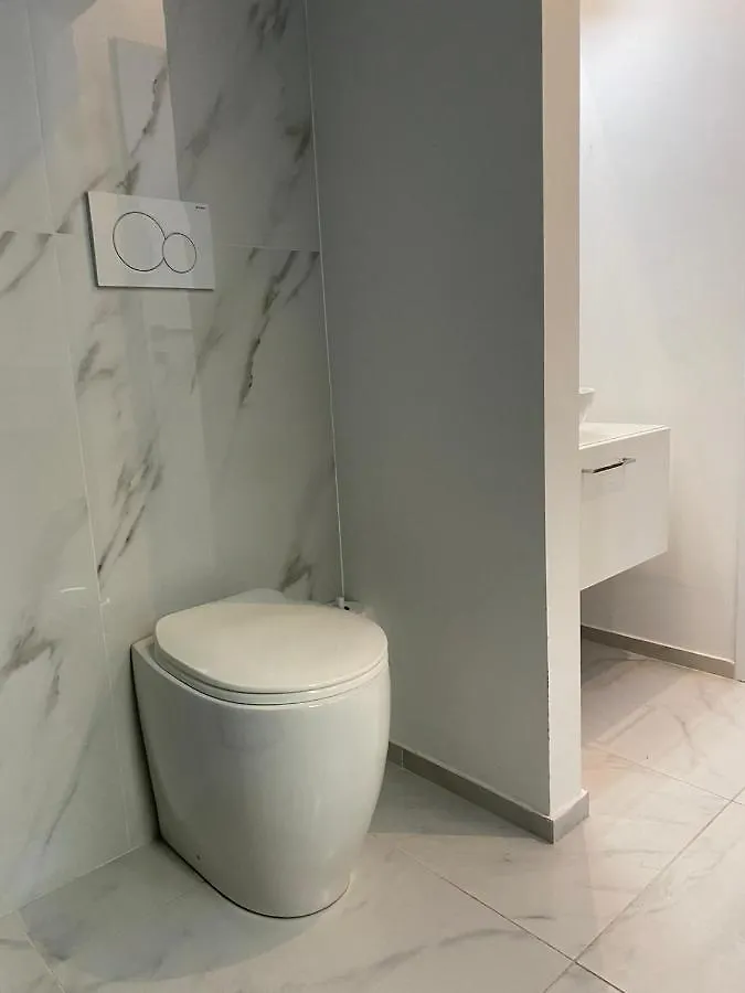 Isola Studio Apartment Milan Italy